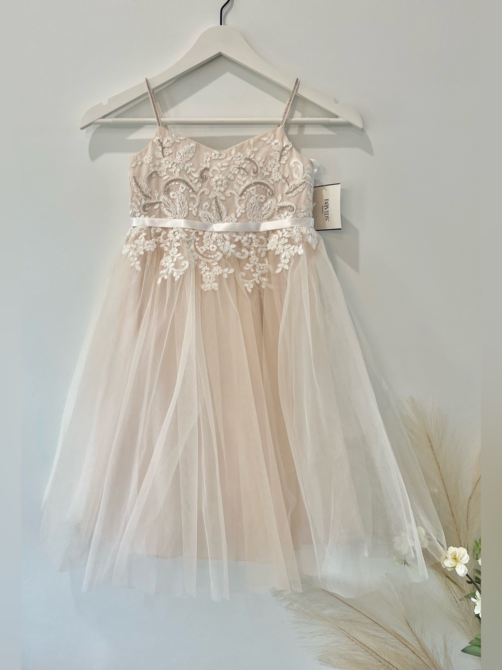 David's Bridal Girls Blush Ivory Tulle Lace Flower Girl Dress